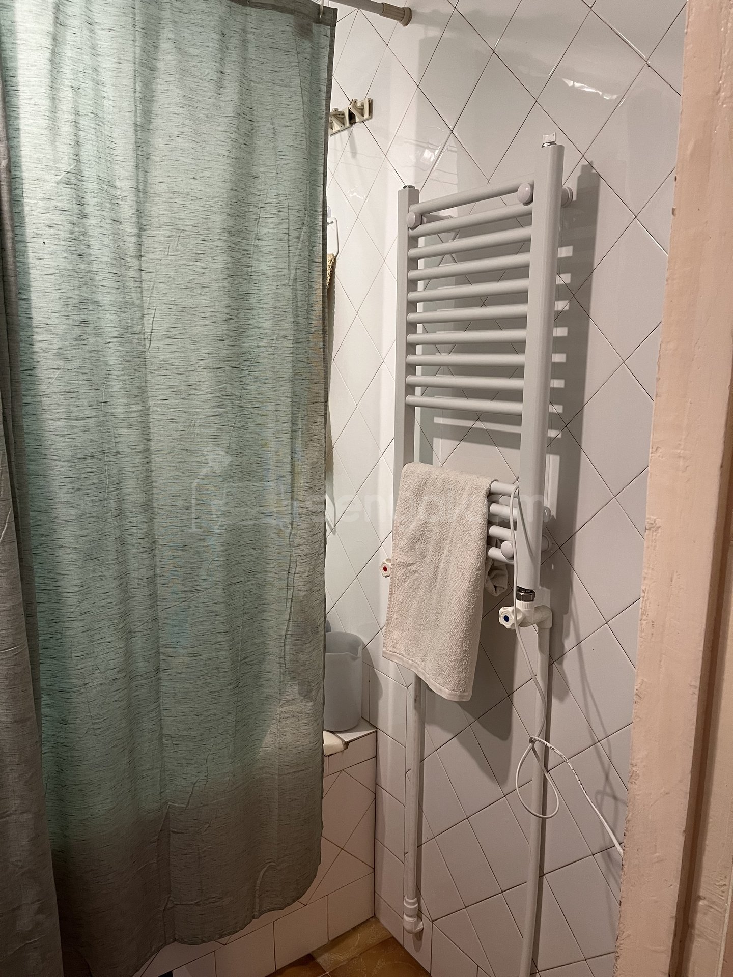 3 Սենյականոց Բնակարան, 90քմ, 7/14 հարկ, Նորմալ Վիճակում