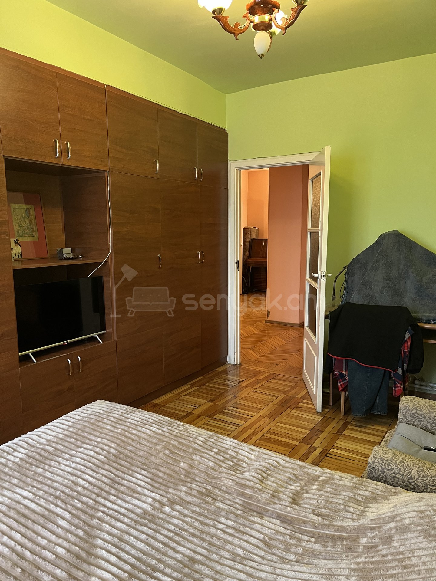 3 Սենյականոց Բնակարան, 90քմ, 7/14 հարկ, Նորմալ Վիճակում