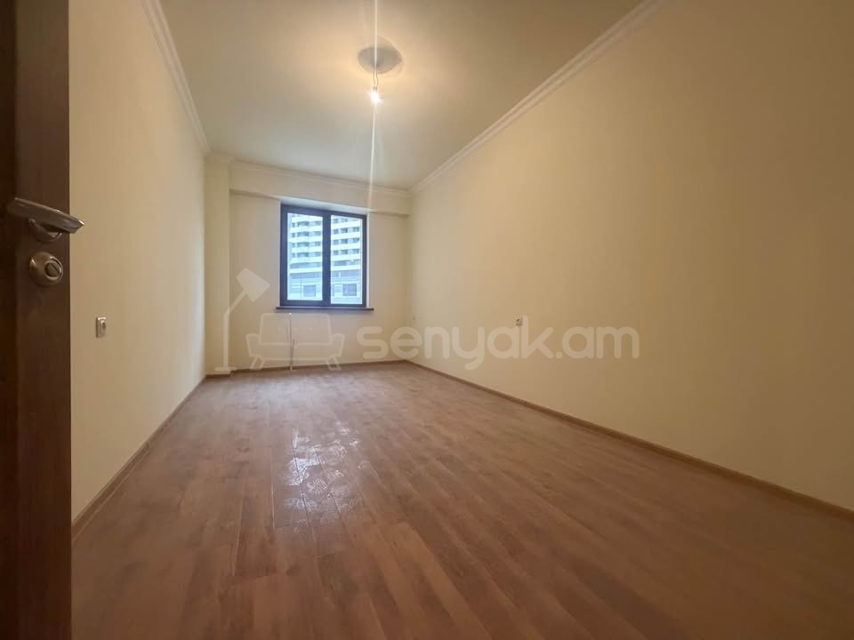 4 Սենյականոց Բնակարան Նորակառույցում, 120քմ, 6/17 հարկ, Կապիտալ Վերանորոգված