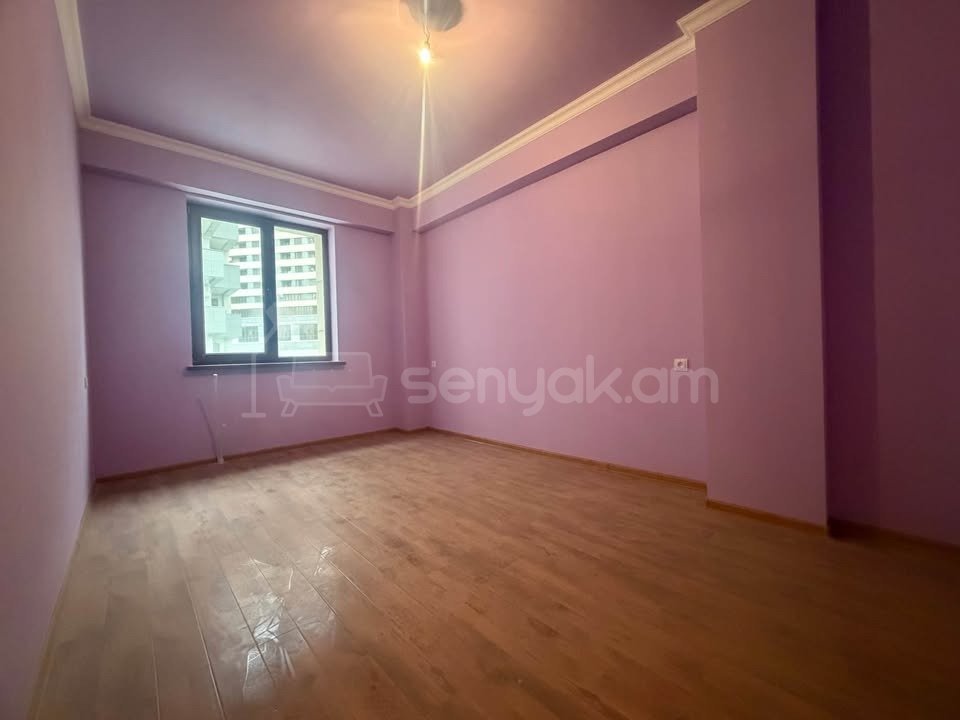 4 Սենյականոց Բնակարան Նորակառույցում, 120քմ, 6/17 հարկ, Կապիտալ Վերանորոգված