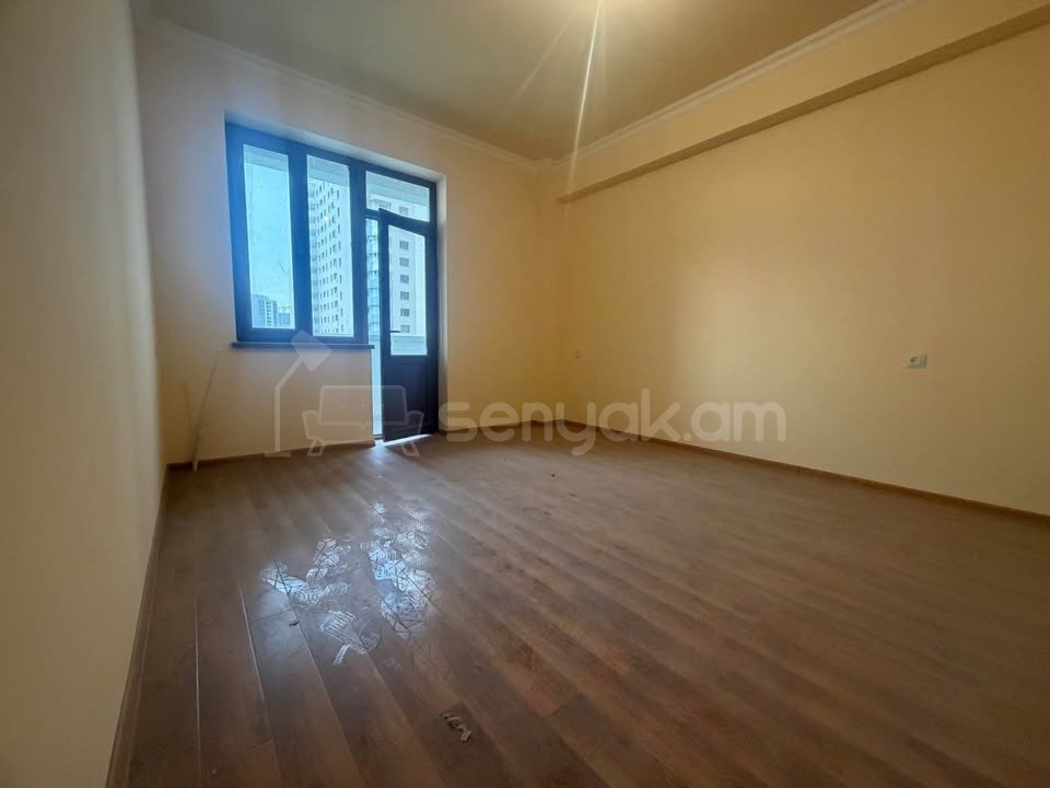 4 Սենյականոց Բնակարան Նորակառույցում, 120քմ, 6/17 հարկ, Կապիտալ Վերանորոգված