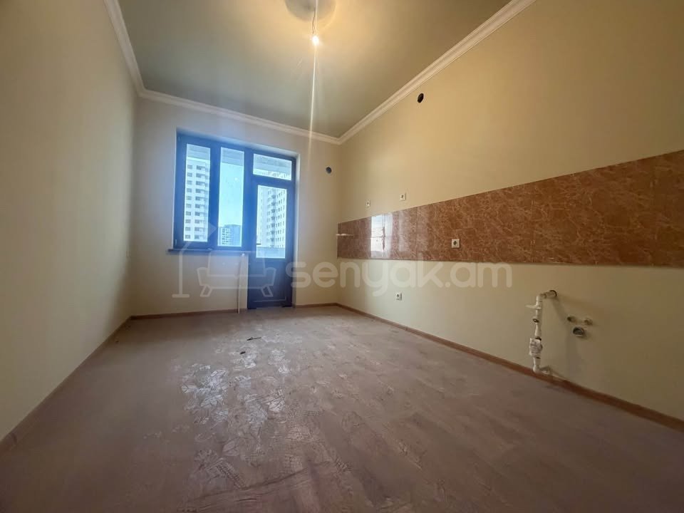 4 Սենյականոց Բնակարան Նորակառույցում, 120քմ, 6/17 հարկ, Կապիտալ Վերանորոգված