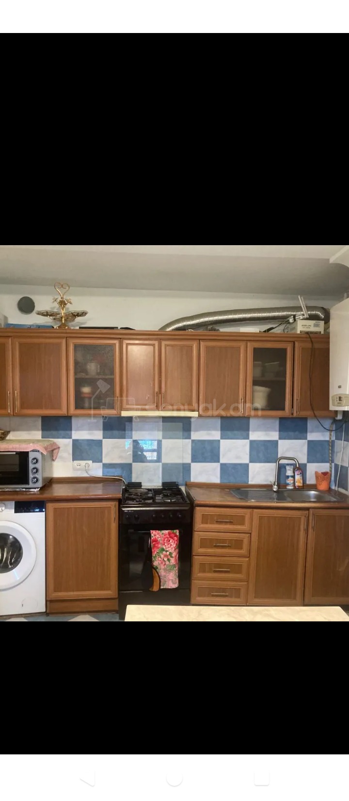 3 Սենյականոց Բնակարան Քարե Շենքում, 50քմ, 1/2 հարկ, Նորմալ Վիճակում