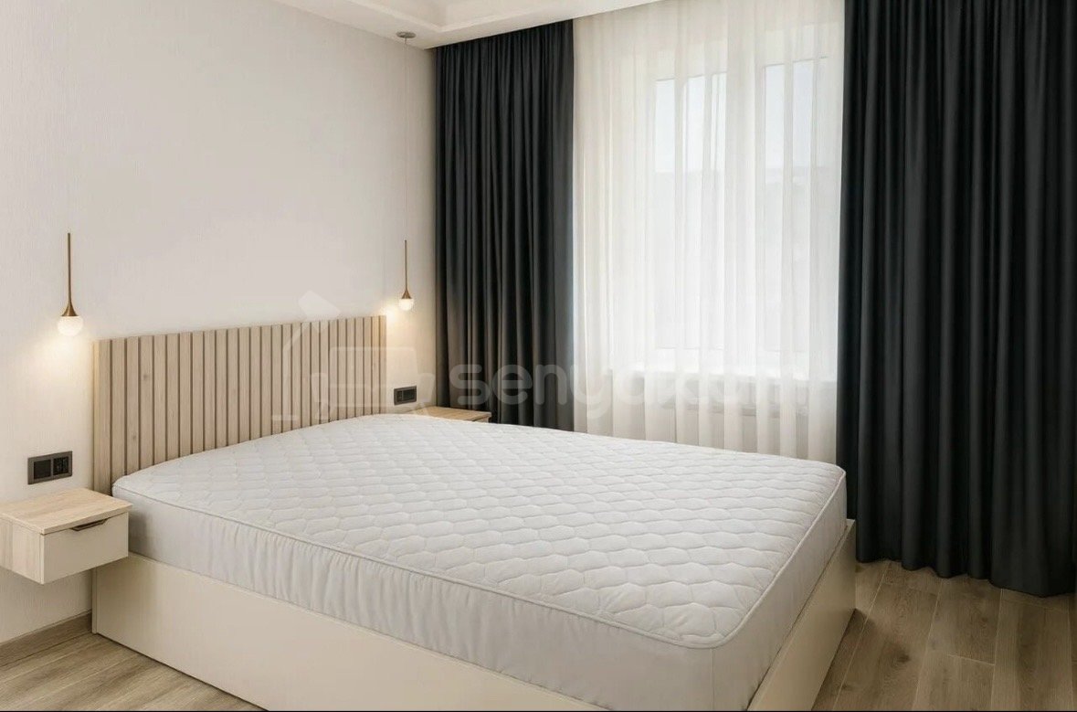 2 Սենյականոց Բնակարան Քարե Շենքում, 37քմ, 4/7 հարկ, Դիզայներական Վերանորոգված, Կահավորված