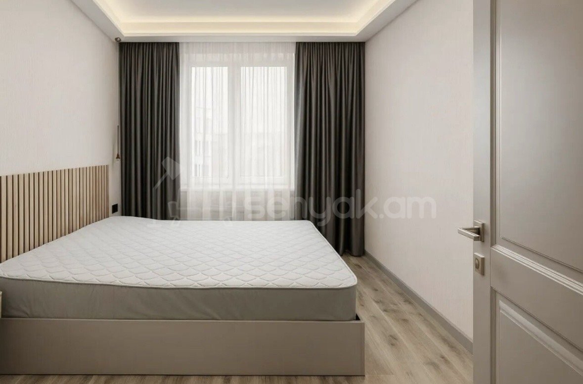 2 Սենյականոց Բնակարան Քարե Շենքում, 37քմ, 4/7 հարկ, Դիզայներական Վերանորոգված, Կահավորված