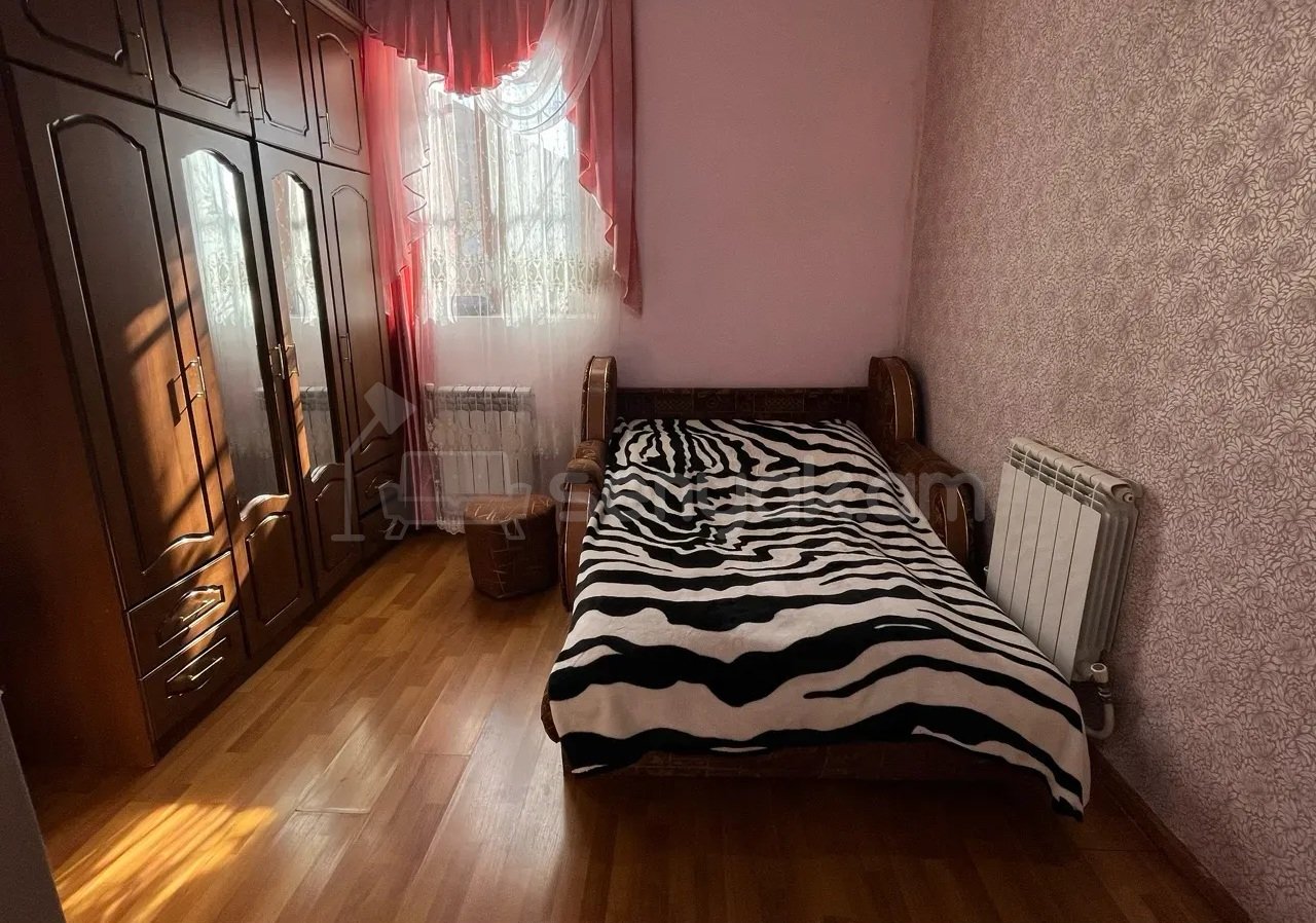 4 Սենյականոց Սեփական Տուն, 250քմ, Կոսմետիկ Վերանորոգված, Ավտոտնակով