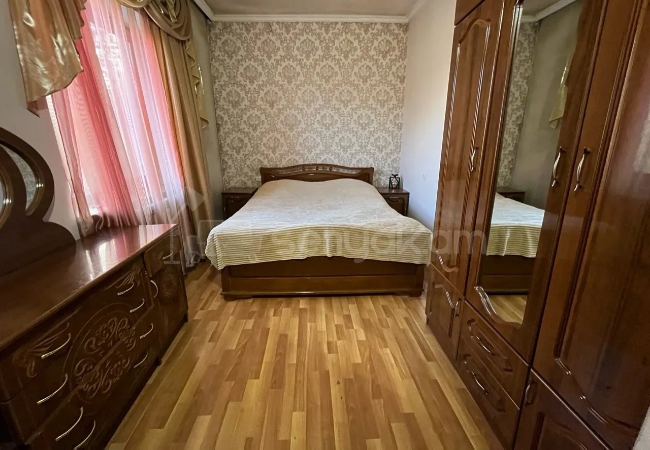 4 Սենյականոց Սեփական Տուն, 250քմ, Կոսմետիկ Վերանորոգված, Ավտոտնակով