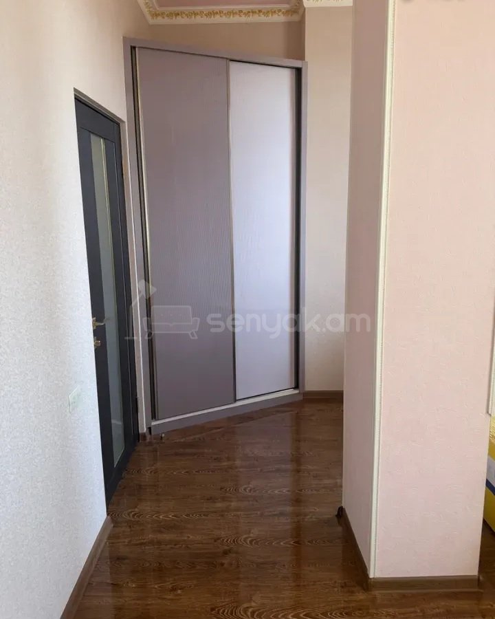 3 Սենյականոց Բնակարան Նորակառույցում, 96քմ, 4/5 հարկ, Կապիտալ Վերանորոգված, Կահավորված