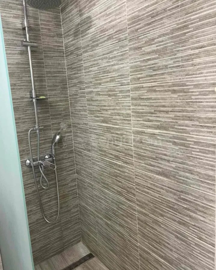 3 Սենյականոց Բնակարան Քարե Շենքում, 60քմ, 4/5 հարկ, Կապիտալ Վերանորոգված, Կահավորված