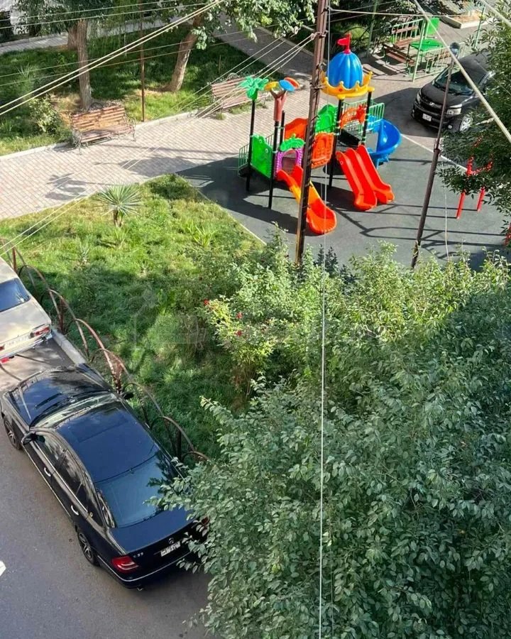 3 Սենյականոց Բնակարան Քարե Շենքում, 60քմ, 4/5 հարկ, Կապիտալ Վերանորոգված, Կահավորված