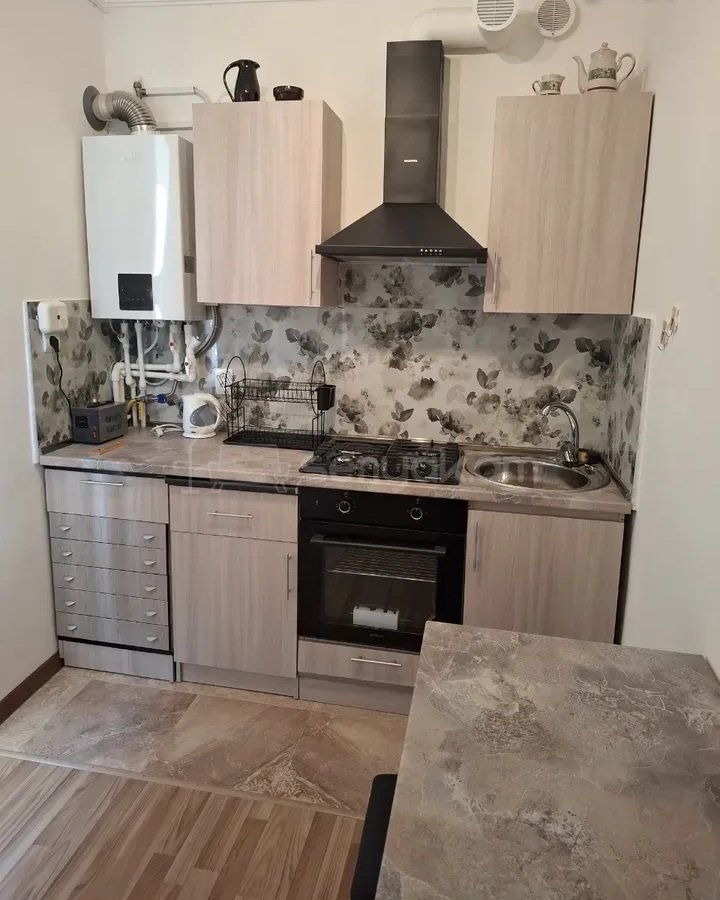 2 Սենյականոց Բնակարան Քարե Շենքում, 57քմ, 3/5 հարկ, Կապիտալ Վերանորոգված, Կահավորված