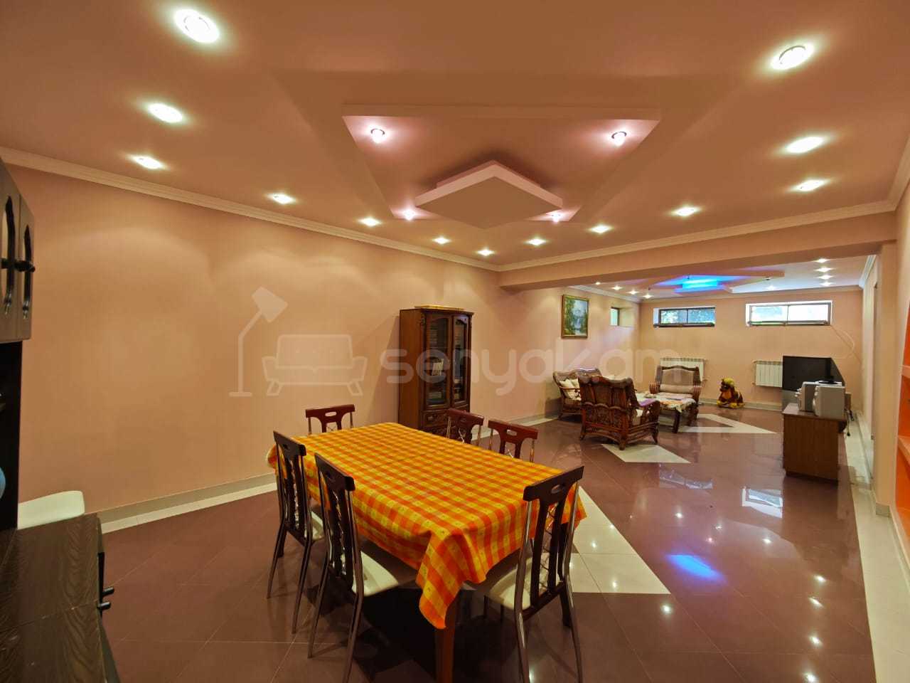 8 Սենյականոց Շքեղ Առանձնատուն, 448քմ, Լողավազանով