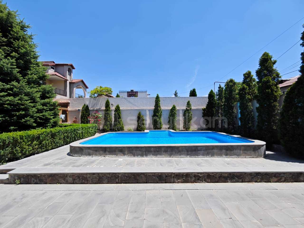 8 Սենյականոց Շքեղ Առանձնատուն, 448քմ, Լողավազանով