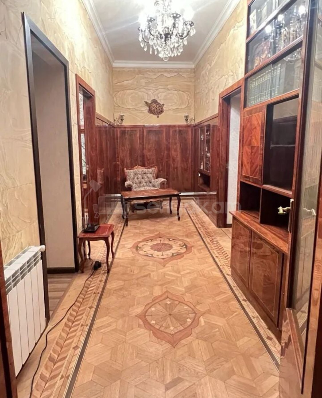 2 Սենյականոց Բնակարան Քարե Շենքում, 90քմ, 1/4 հարկ, Նորմալ Վիճակում, Կահավորված