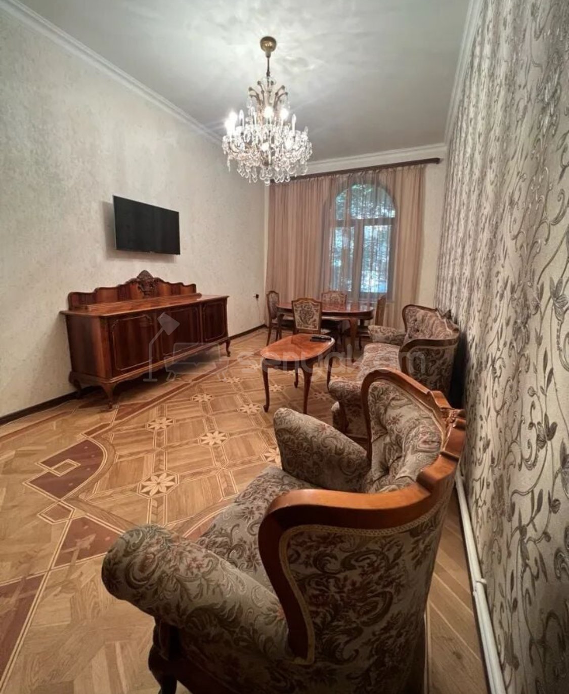 2 Սենյականոց Բնակարան Քարե Շենքում, 90քմ, 1/4 հարկ, Նորմալ Վիճակում, Կահավորված