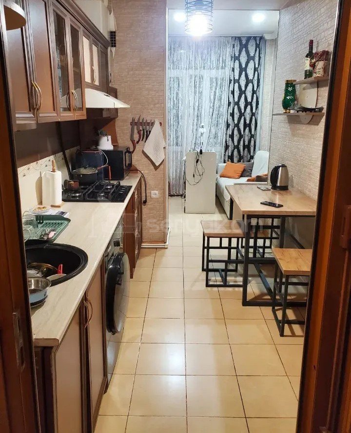 2 Սենյականոց Բնակարան Քարե Շենքում, 67քմ, 3/4 հարկ, Կապիտալ Վերանորոգված