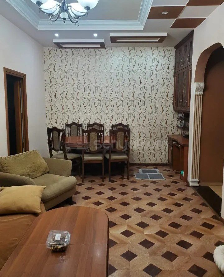 2 Սենյականոց Բնակարան Քարե Շենքում, 67քմ, 3/4 հարկ, Կապիտալ Վերանորոգված