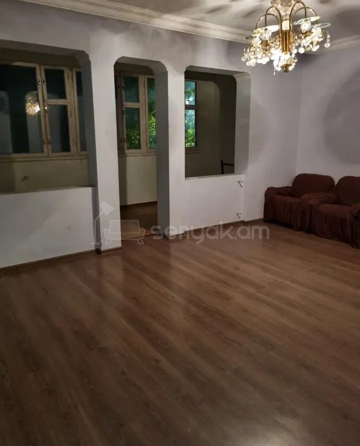 3 Սենյականոց Բնակարան, 100քմ, 2/9 հարկ, Կապիտալ Վերանորոգված, Կահավորված