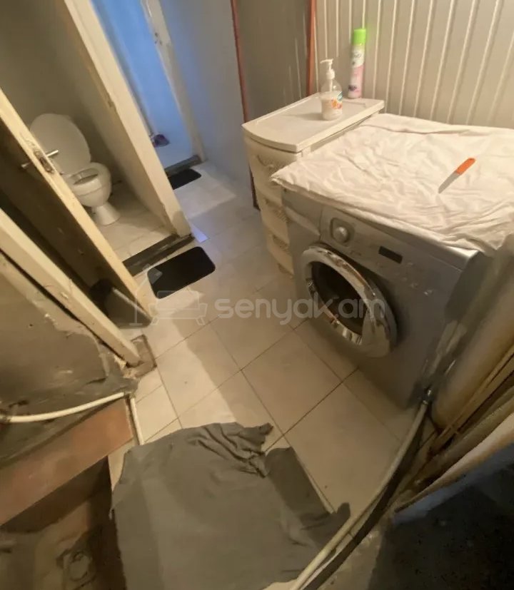 1 Սենյականոց Բնակարան Քարե Շենքում, 40քմ, 1/1 հարկ, Նորմալ Վիճակում, Կահավորված