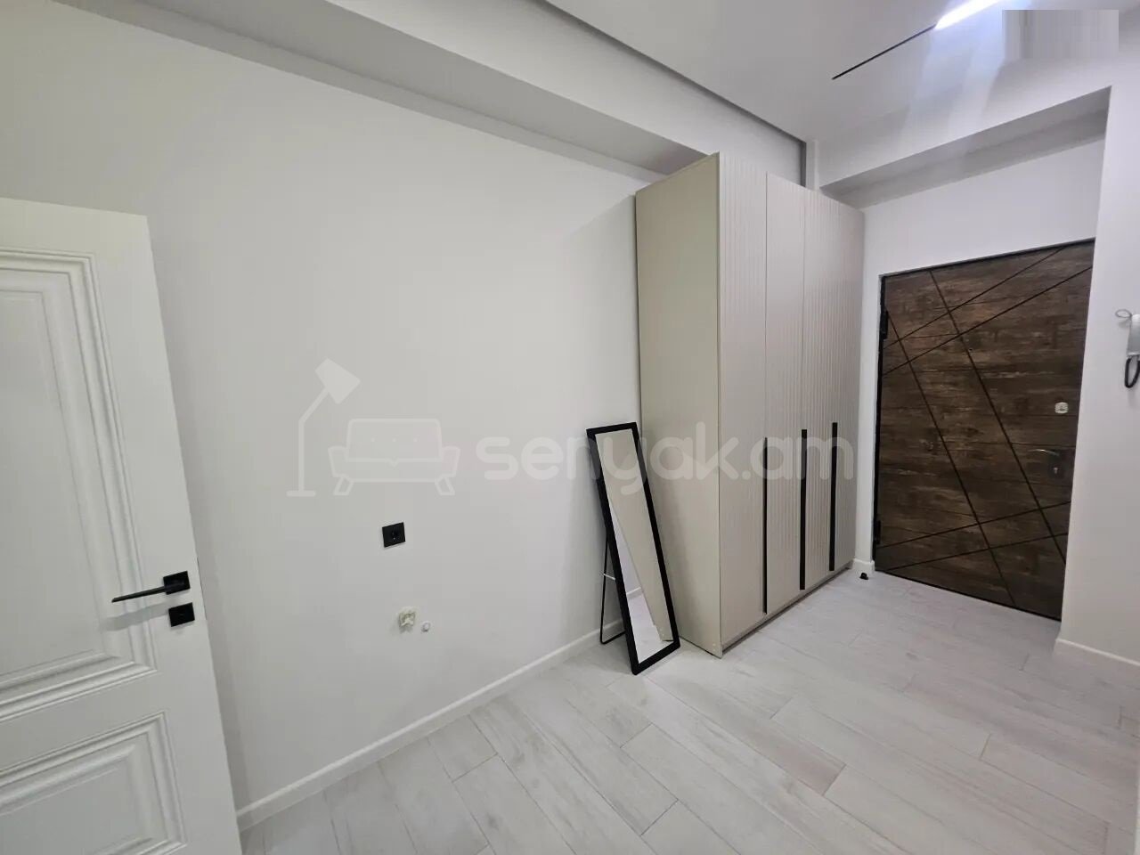 3 Սենյականոց Բնակարան Նորակառույցում, 71քմ, 5/14 հարկ, Դիզայներական Վերանորոգված