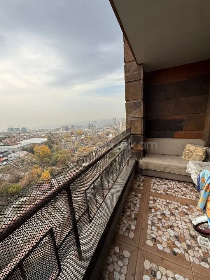 4 Սենյականոց Բնակարան, 123քմ, 8/13 հարկ, Դիզայներական Վերանորոգված