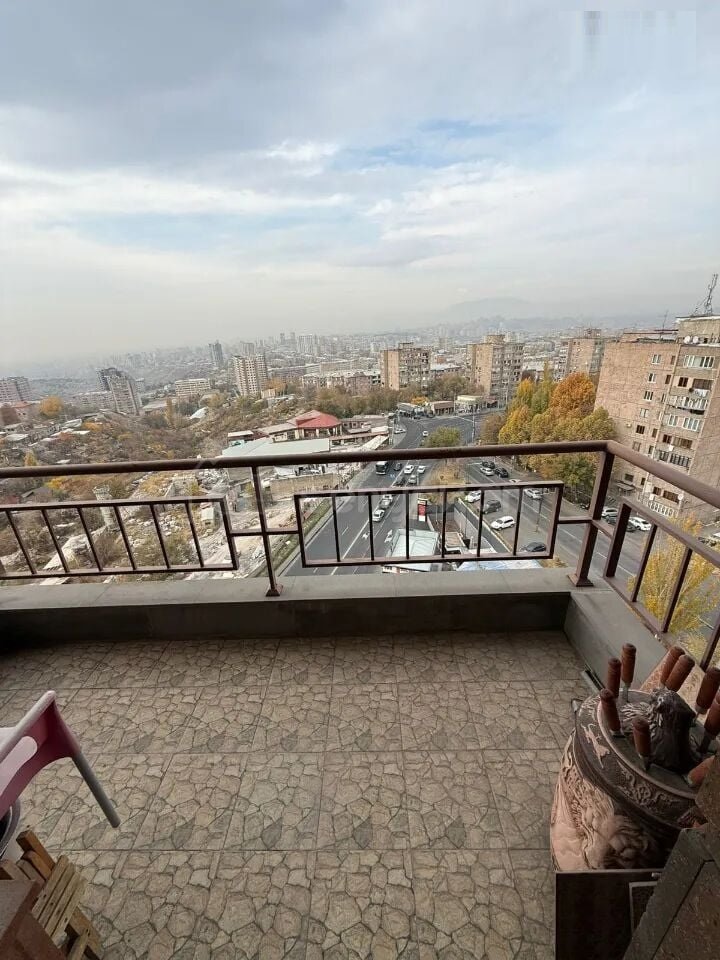 4 Սենյականոց Բնակարան, 123քմ, 8/13 հարկ, Դիզայներական Վերանորոգված