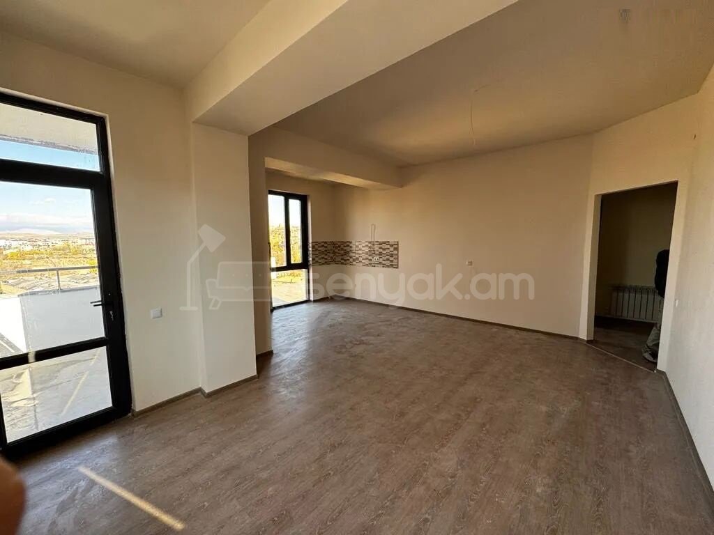 4 Սենյականոց Բնակարան, 108քմ, 11/14 հարկ, Դիզայներական Վերանորոգված