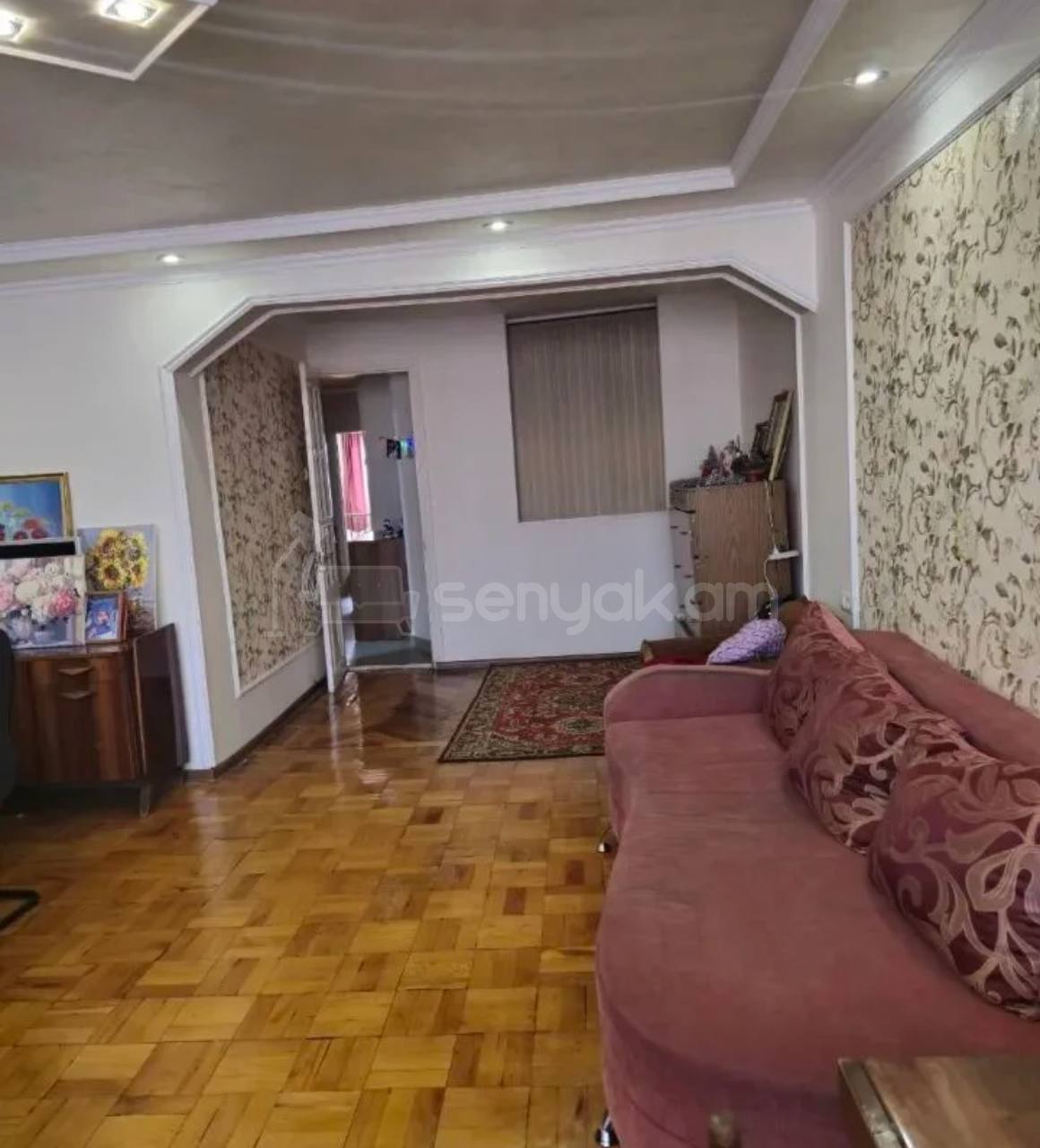 3 Սենյականոց Բնակարան Քարե Շենքում, 77քմ, 4/4 հարկ, Նորմալ Վիճակում