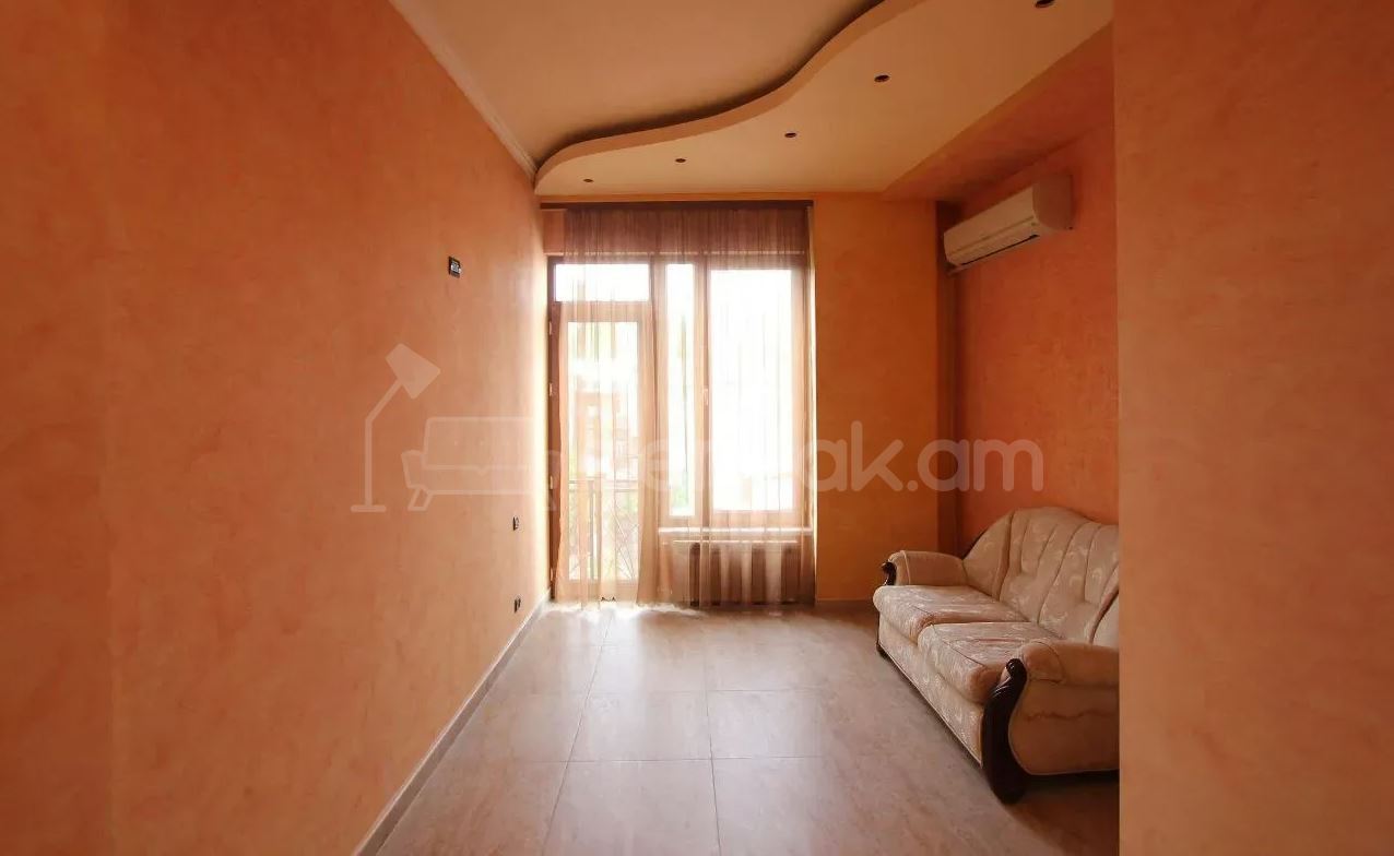 4 Սենյականոց Բնակարան Քարե Շենքում, 150քմ, 3/4 հարկ, Կապիտալ Վերանորոգված, Կահավորված, Արևկող