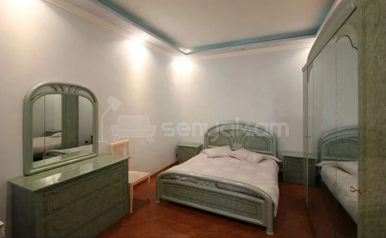 4 Սենյականոց Բնակարան Քարե Շենքում, 150քմ, 3/4 հարկ, Կապիտալ Վերանորոգված, Կահավորված, Արևկող