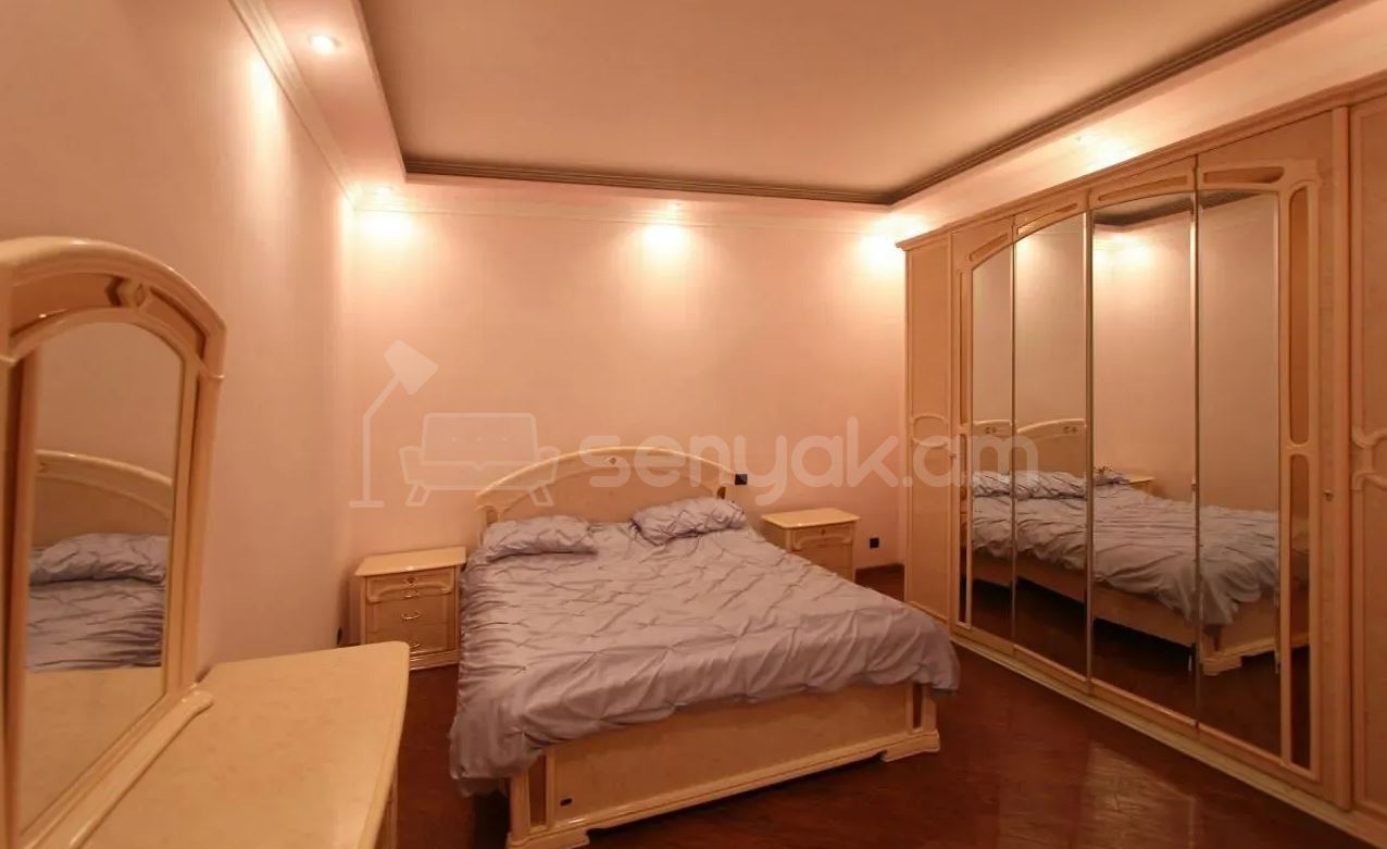 4 Սենյականոց Բնակարան Քարե Շենքում, 150քմ, 3/4 հարկ, Կապիտալ Վերանորոգված, Կահավորված, Արևկող