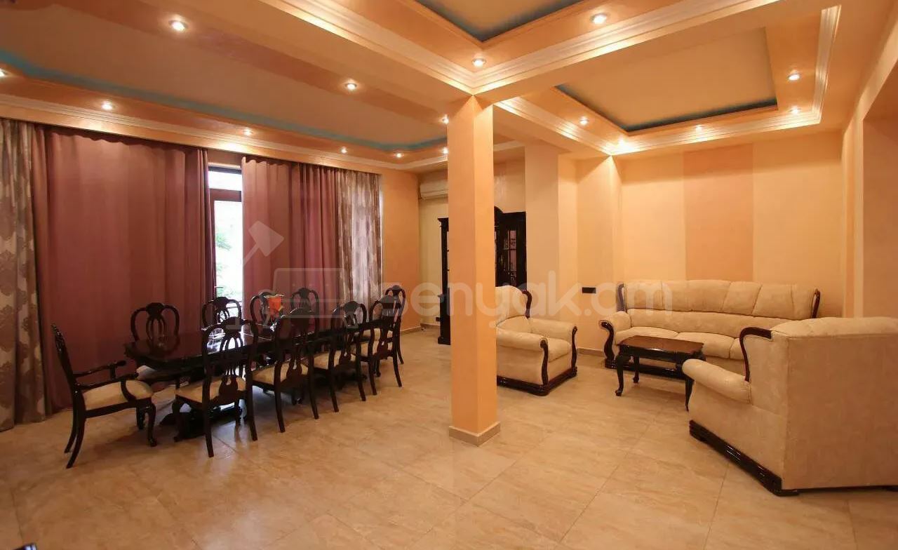 4 Սենյականոց Բնակարան Քարե Շենքում, 150քմ, 3/4 հարկ, Կապիտալ Վերանորոգված, Կահավորված, Արևկող