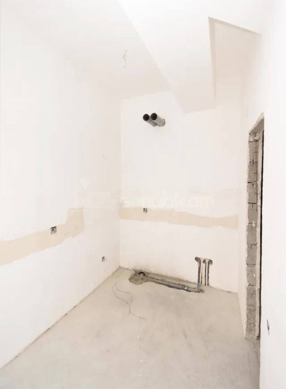 4 Սենյականոց Բնակարան, 116քմ, 3/14 հարկ, Զրոյական Վիճակում