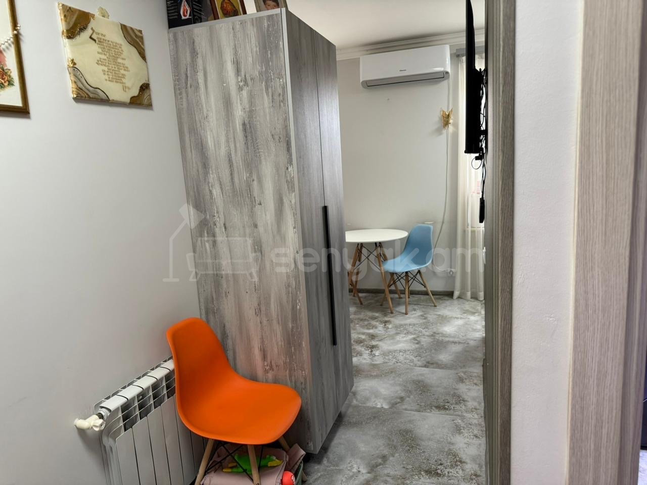 1 Սենյականոց Բնակարան Քարե Շենքում, 36քմ, 5/5 հարկ, Դիզայներական Վերանորոգված