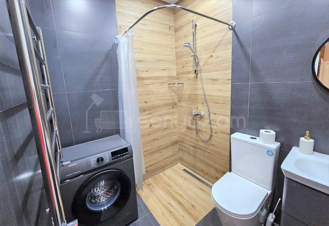 3 Սենյականոց Բնակարան Քարե Շենքում, 101քմ, 5/5 հարկ, Դիզայներական Վերանորոգված, Կահավորված, Արևկող