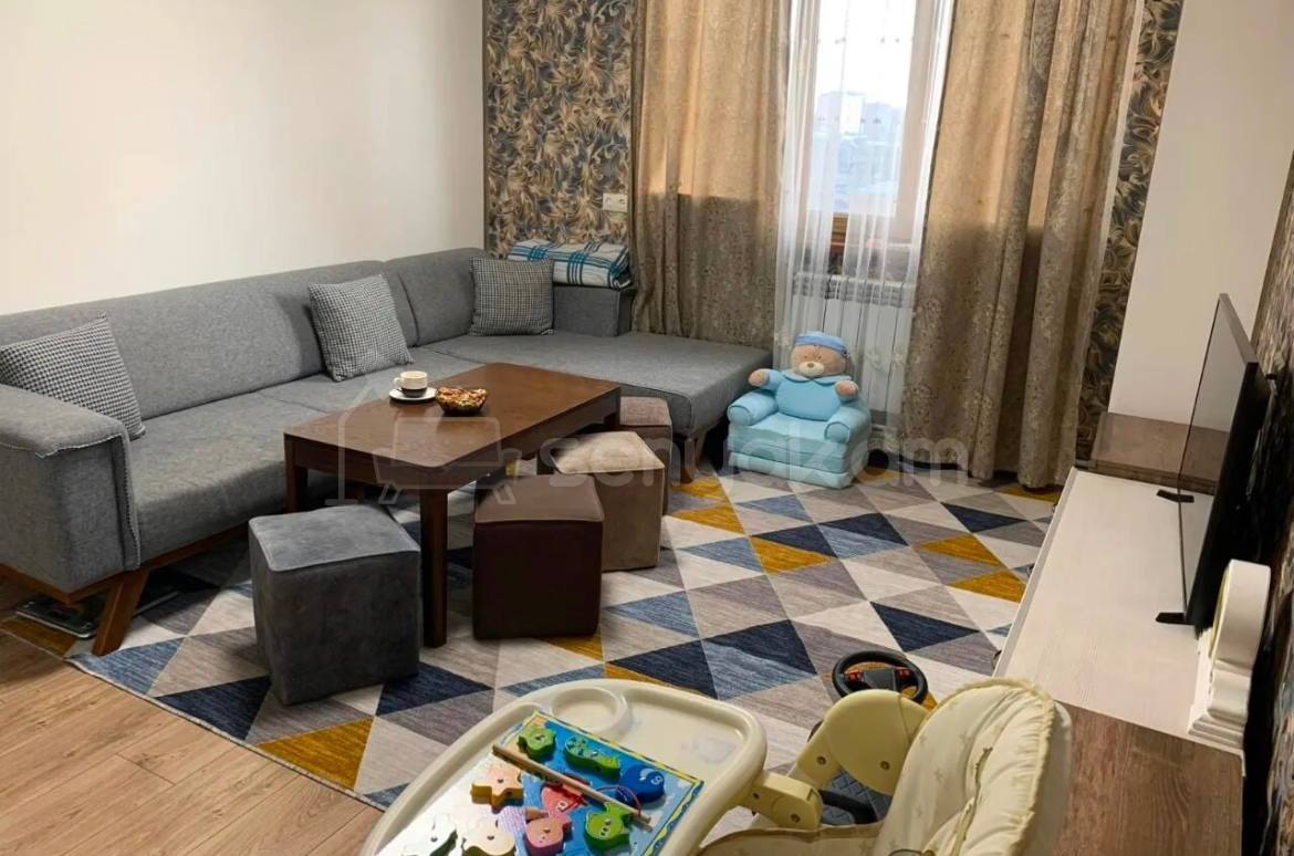 2 Սենյականոց Բնակարան, 44քմ, 7/9 հարկ, Կապիտալ Վերանորոգված, Կահավորված