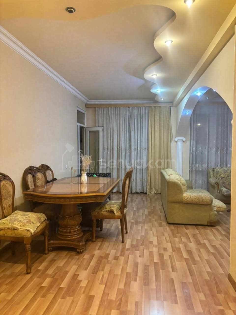 2 Սենյականոց Բնակարան Նորակառույցում, 78քմ, 3/8 հարկ, Կապիտալ Վերանորոգված, Կահավորված, Արևկող