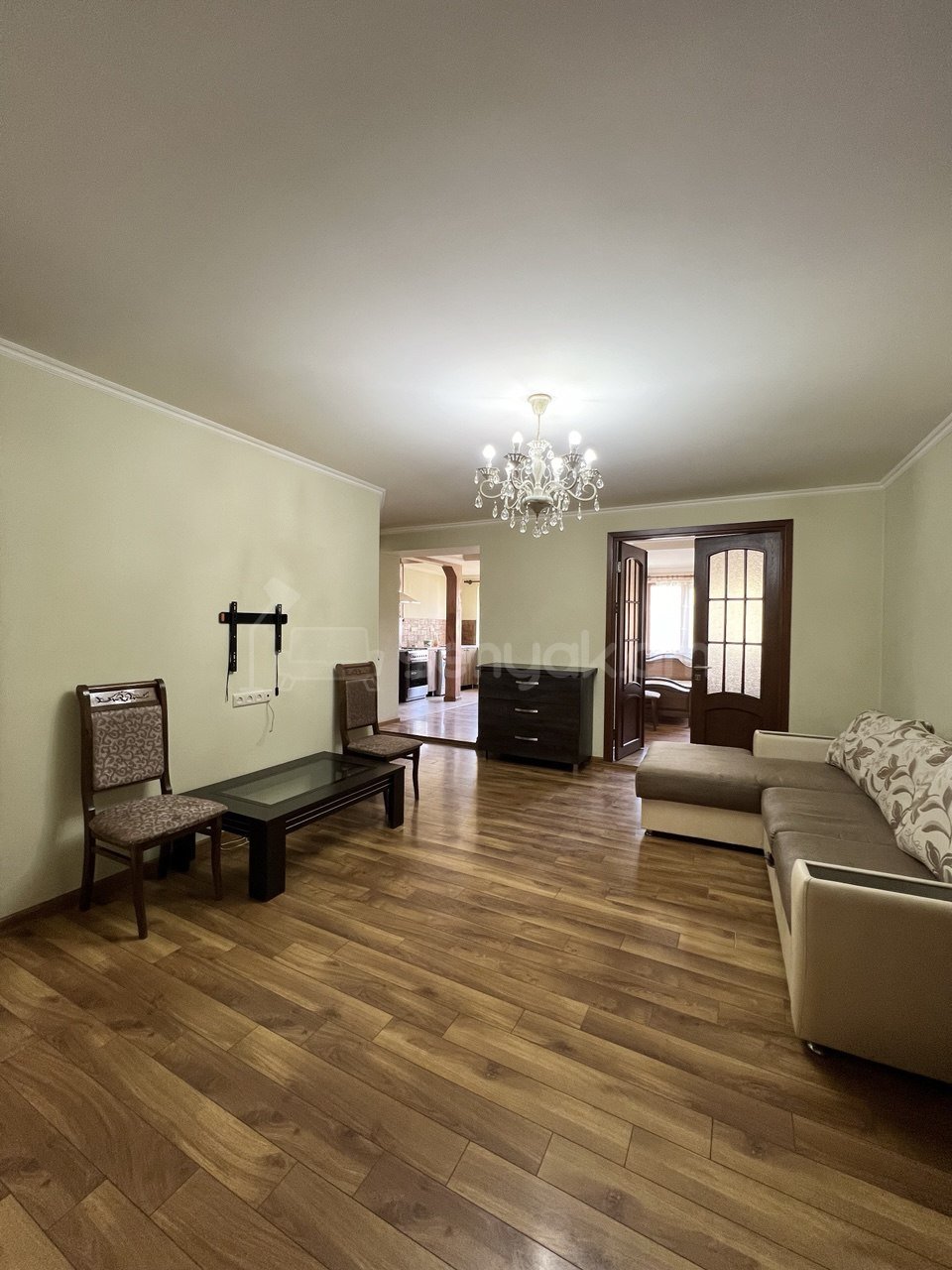 3 Սենյականոց Բնակարան Քարե Շենքում, 69քմ, 3/4 հարկ, Կապիտալ Վերանորոգված, Կահավորված, Արևկող