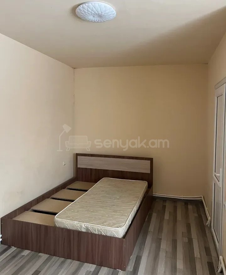 2 Սենյականոց Բնակարան Քարե Շենքում, 48քմ, 1/1 հարկ, Կապիտալ Վերանորոգված, Կահավորված, Արևկող