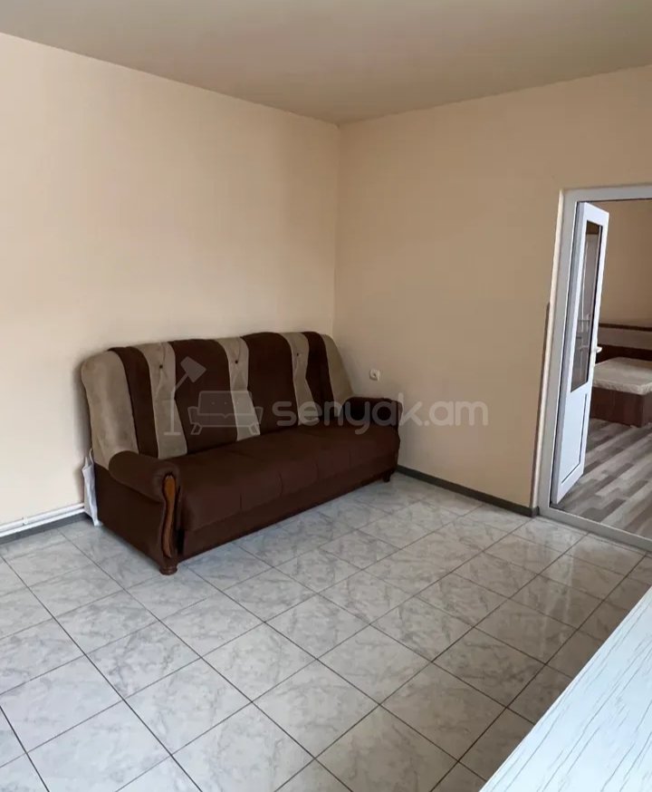 2 Սենյականոց Բնակարան Քարե Շենքում, 48քմ, 1/1 հարկ, Կապիտալ Վերանորոգված, Կահավորված, Արևկող