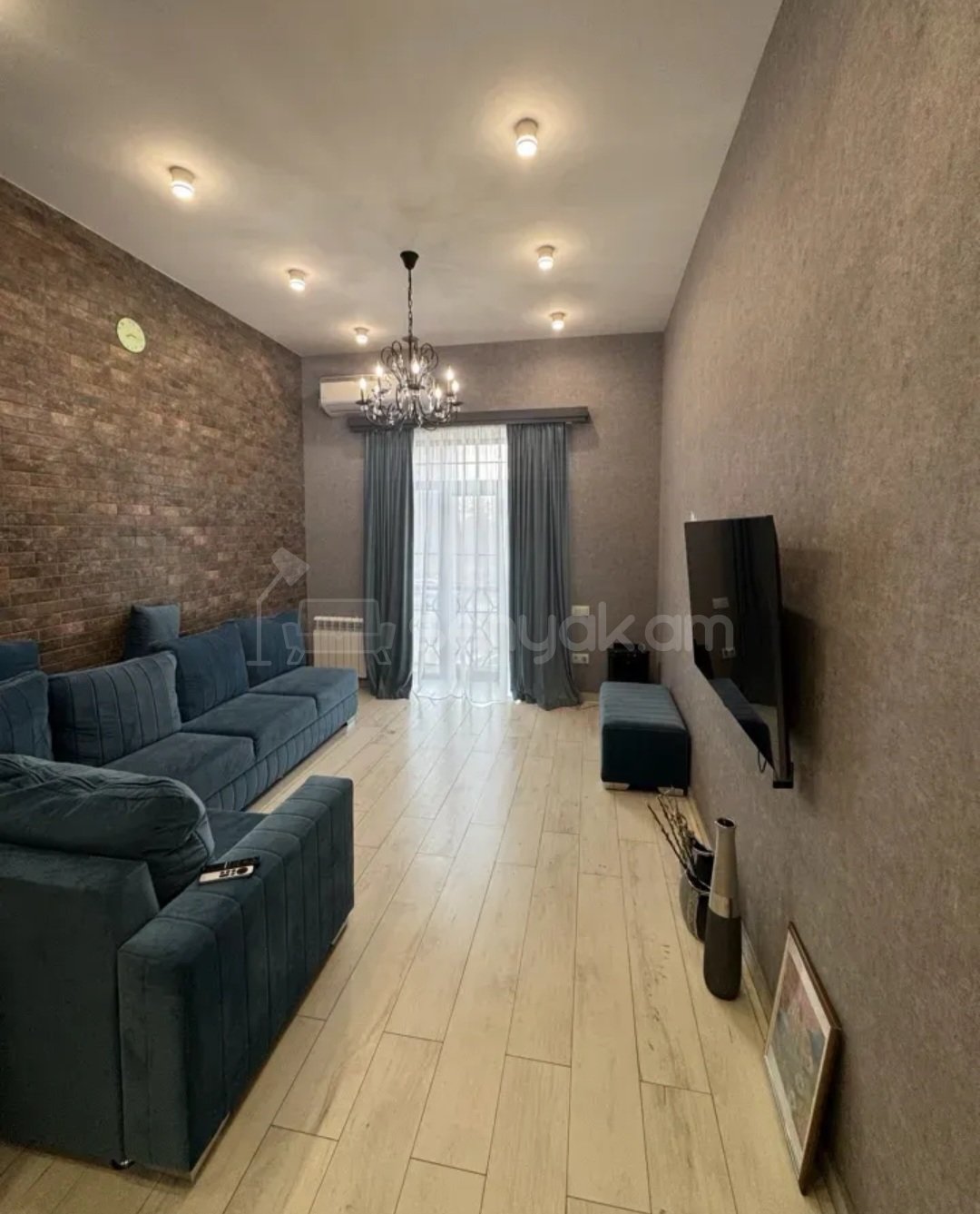 4 Սենյականոց Բնակարան Նորակառույցում, 115քմ, 2/15 հարկ, Կապիտալ Վերանորոգված