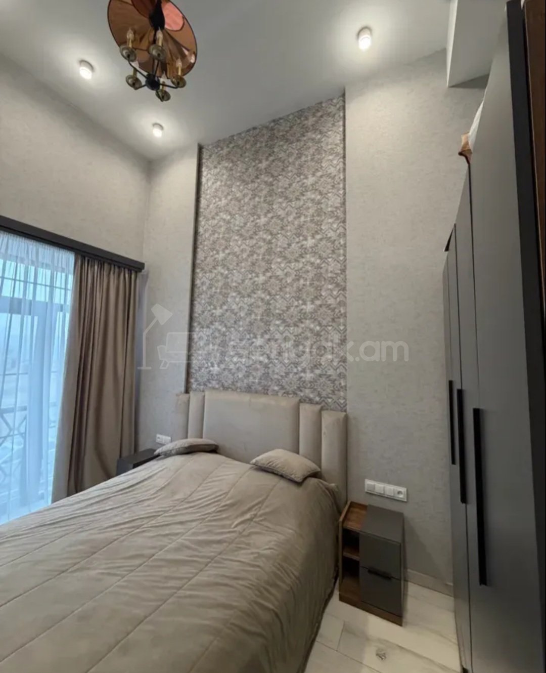 4 Սենյականոց Բնակարան Նորակառույցում, 115քմ, 2/15 հարկ, Կապիտալ Վերանորոգված