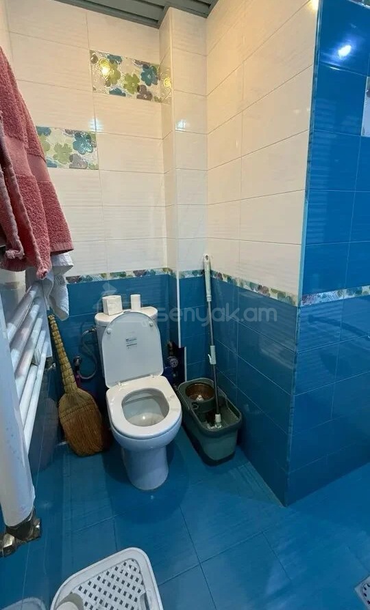 2 Սենյականոց Բնակարան Քարե Շենքում, 54քմ, 4/5 հարկ, Կապիտալ Վերանորոգված