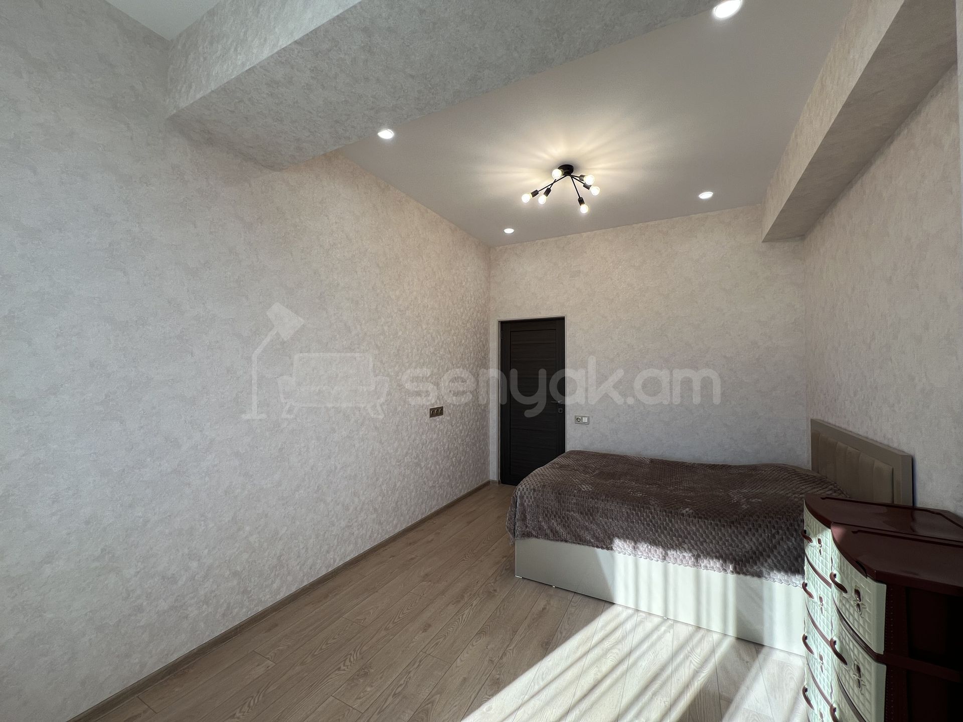 2 Սենյականոց Բնակարան Նորակառույցում, 54քմ, 4/11 հարկ, Կապիտալ Վերանորոգված