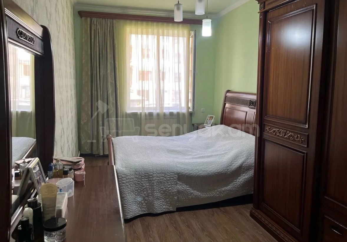 3 Սենյականոց Բնակարան, 108քմ, 5/5 հարկ, Նորմալ Վիճակում