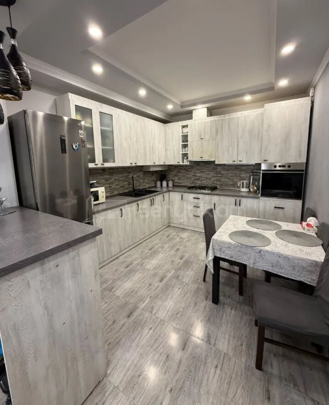 4 Սենյականոց Բնակարան Նորակառույցում, 117քմ, 8/13 հարկ, Դիզայներական Վերանորոգված