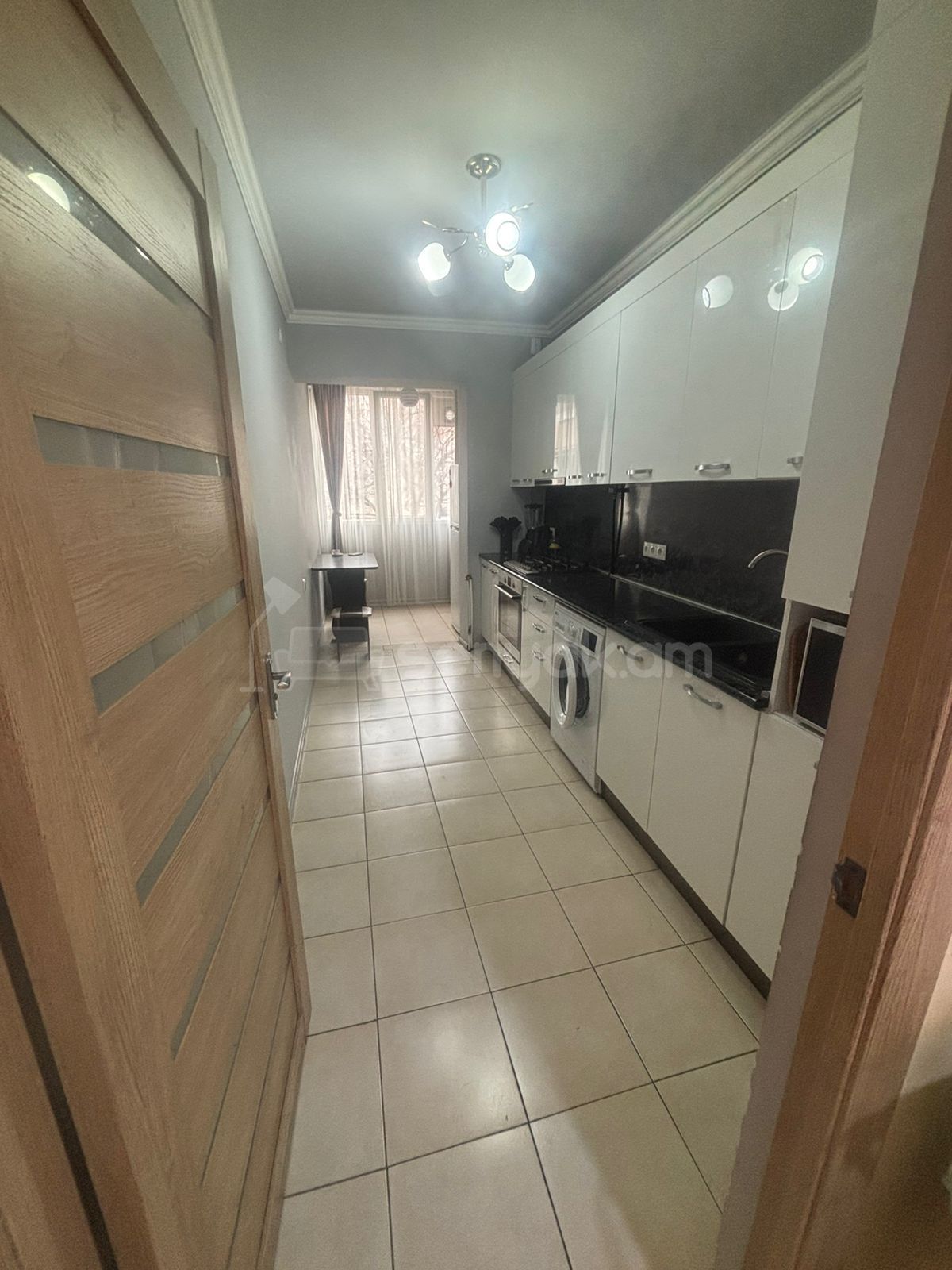 2 Սենյականոց Բնակարան, 70քմ, 1/9 հարկ, Նորմալ Վիճակում