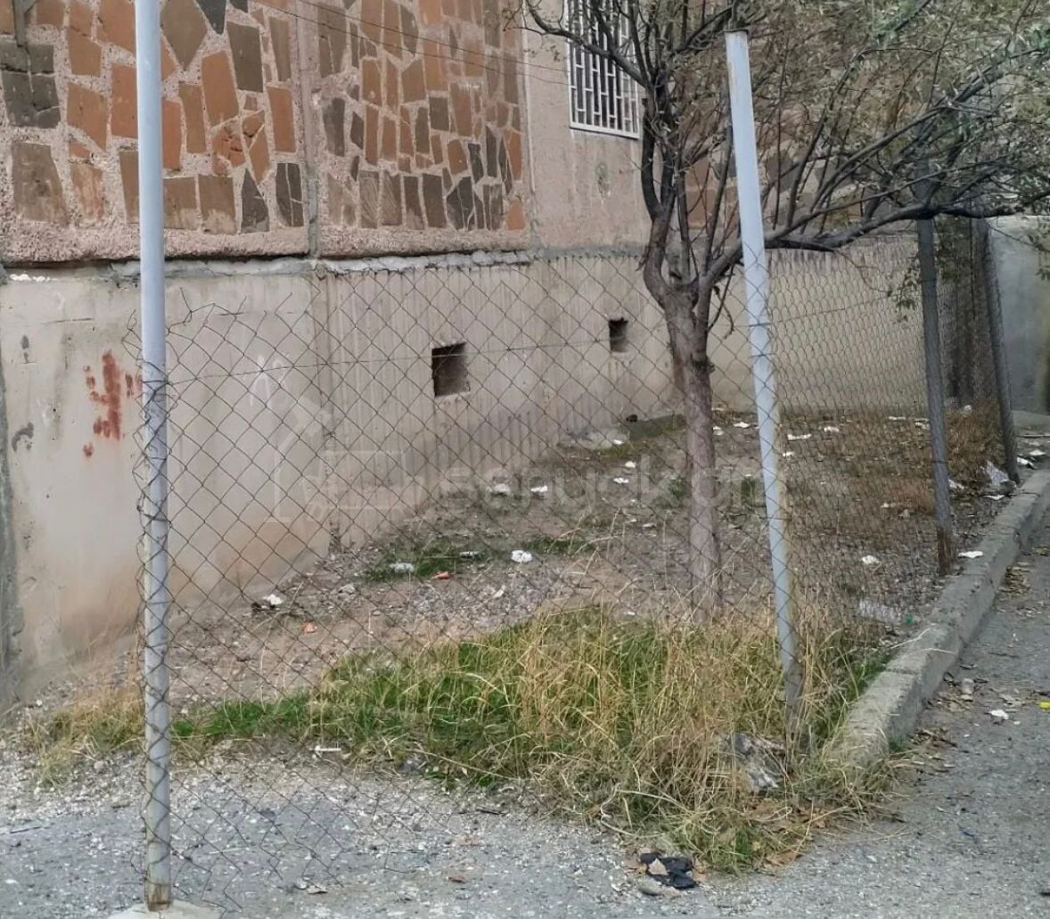 3 Սենյականոց Բնակարան, 120քմ, 1/9 հարկ, Նորմալ Վիճակում