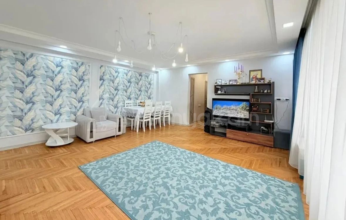 3 Սենյականոց Բնակարան, 74քմ, 5/9 հարկ, Նորմալ Վիճակում