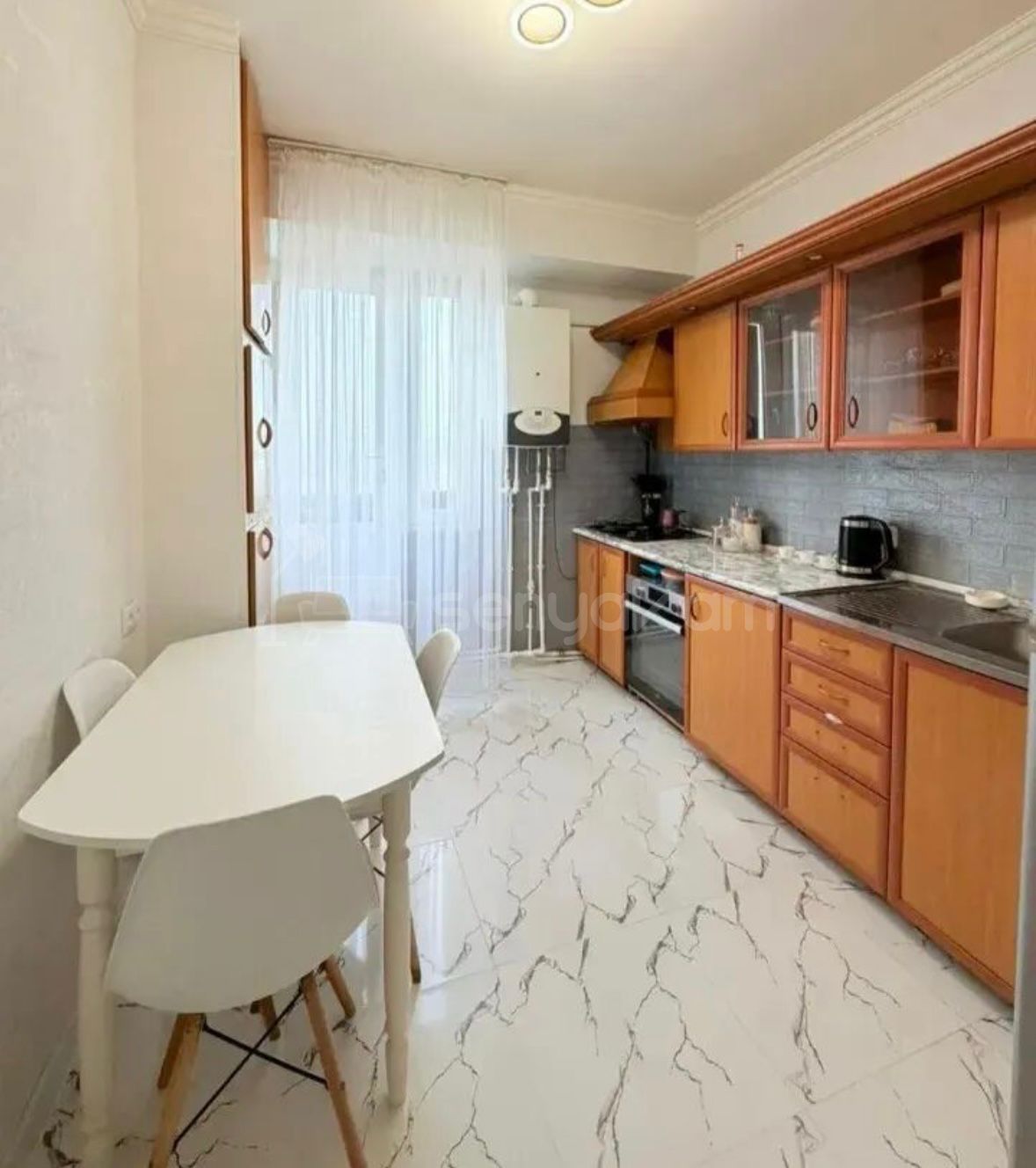 3 Սենյականոց Բնակարան, 74քմ, 5/9 հարկ, Նորմալ Վիճակում